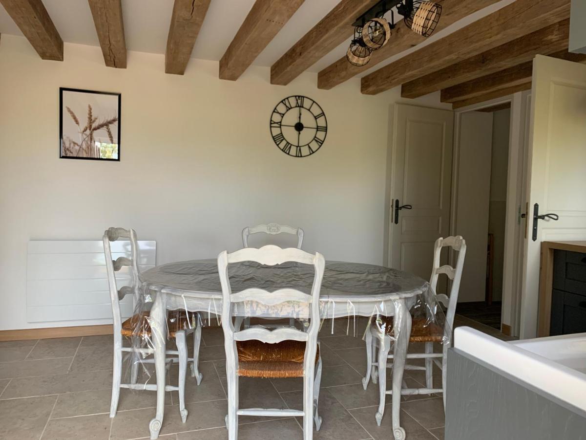 Les Clematites, Maison De Campagne. *